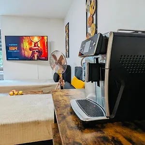 Offline 51 Apartment