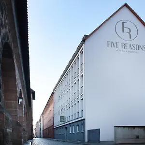 Five Reasons & 호스텔